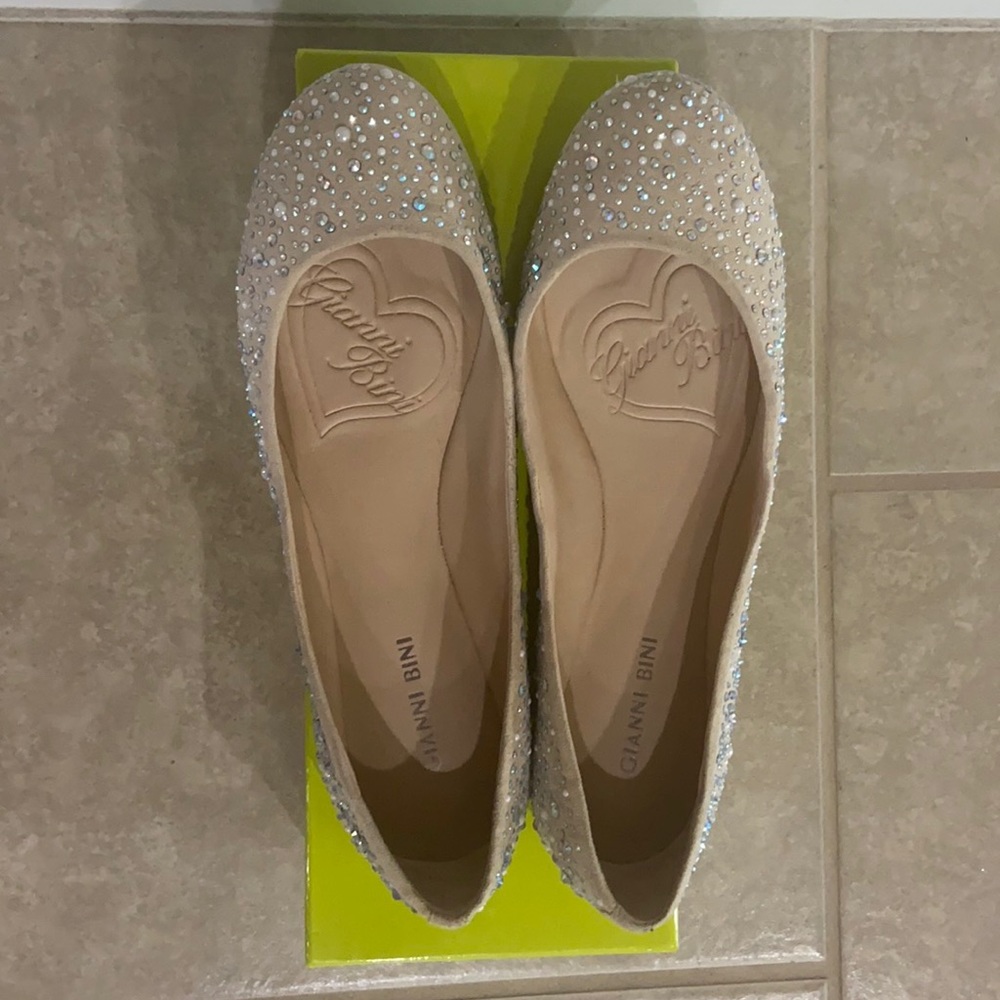 Gianni Bini Calla Flats